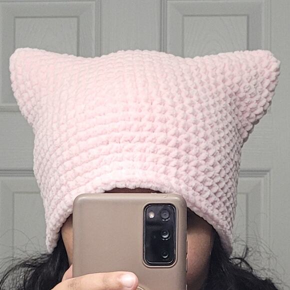 Handmade Crochet Y2k Streetwear Oversized Chenille Cat Ear Beanie - Picture 1 of 1